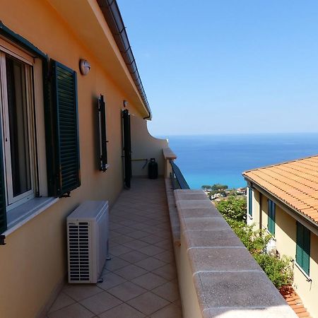 Chic Apartment In Parghelia Italy Luaran gambar