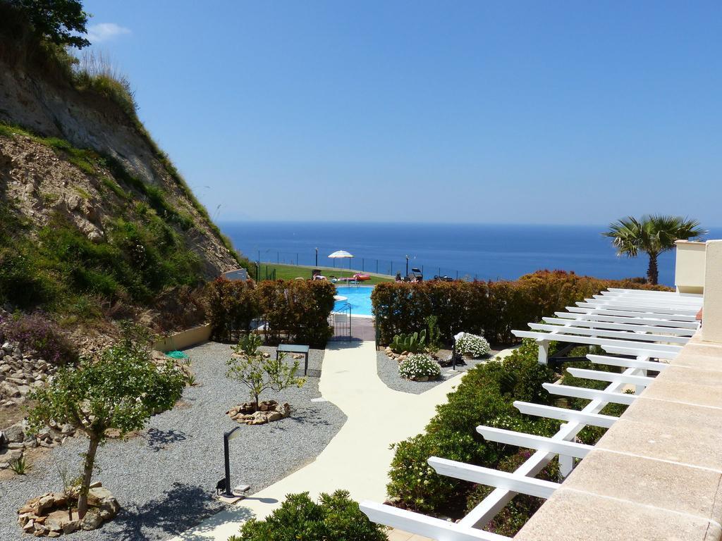 Chic Apartment In Parghelia Italy Luaran gambar
