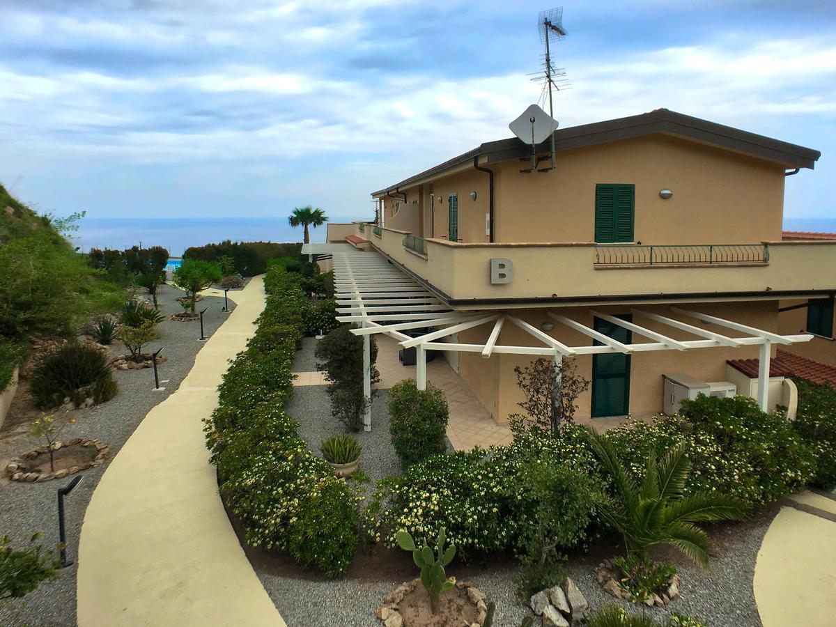 Chic Apartment In Parghelia Italy Luaran gambar